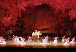 혁명가극 <꽃파는 처녀> 무대미술