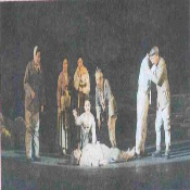 조국산천에 안개 개인다