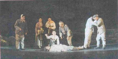 조국산천에 안개 개인다