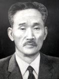 김규동
